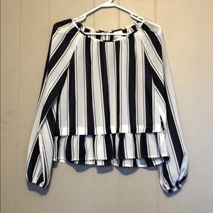 NWOT Flowy Blouse | perfect for the office